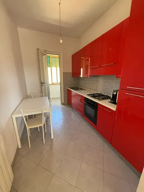 4 VANI IN ZONA COOP MASSA MARITTIMA