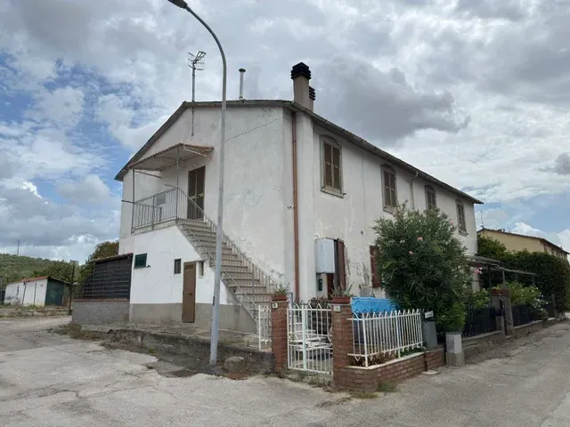 IN QUADRIFAMILIARE A RIBOLLA