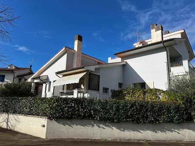 TERRATETTO ALLE CORTI NUOVE
